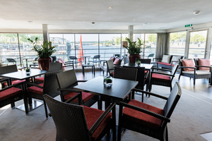 Club Lounge